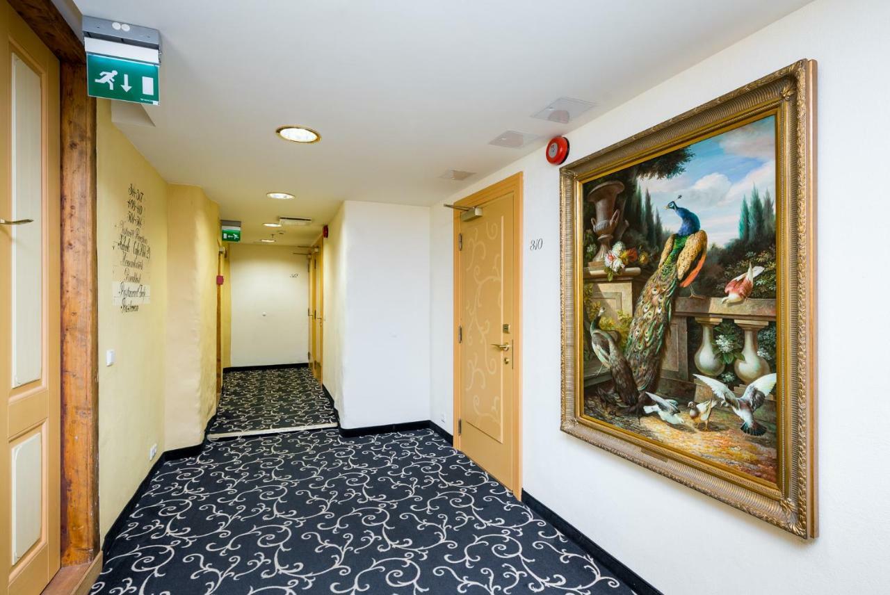 Meriton Old Town Garden Hotel Reval Exterior foto